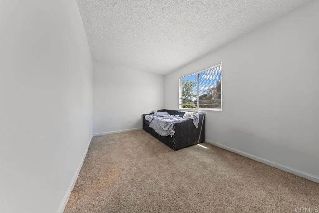 https://cdn.realtyfeed.com/cdn/127/306708607/62c691f2780f11a08d6ea44ba81b8a12.webp