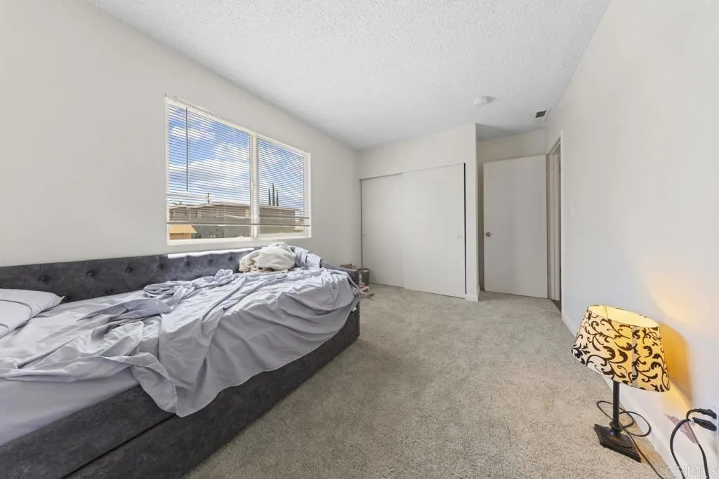 https://cdn.realtyfeed.com/cdn/127/306708607/ba4cb4b043155e59664d3d0b8301d72d.webp