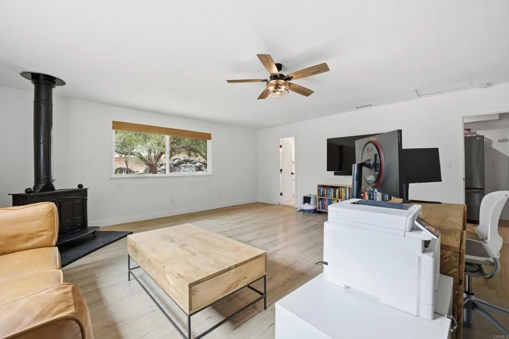 https://cdn.realtyfeed.com/cdn/127/306708641/5552d4b81e32c3165aaaaa2e3b4d1460.webp