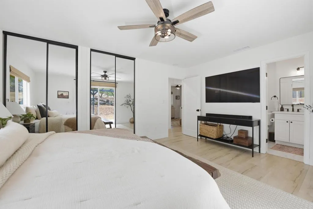 https://cdn.realtyfeed.com/cdn/127/306708641/bd995734582eb4f6bde230ccac63d724.webp