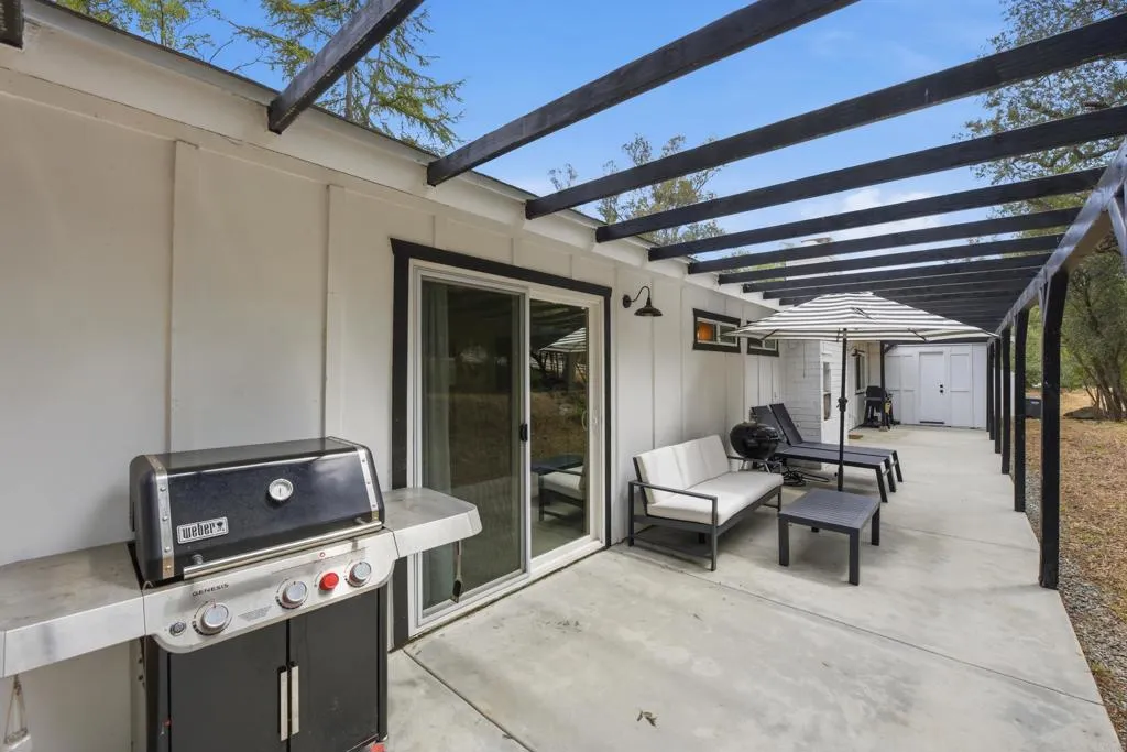 https://cdn.realtyfeed.com/cdn/127/306708641/e48348855a6c4f6cfa51a758a2b80e1b.webp