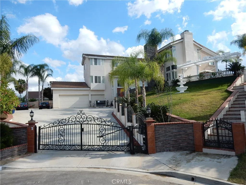 Featured Homes Featured Homes