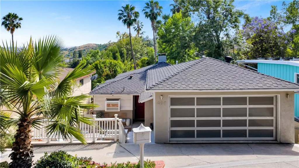 407 Alta Vista