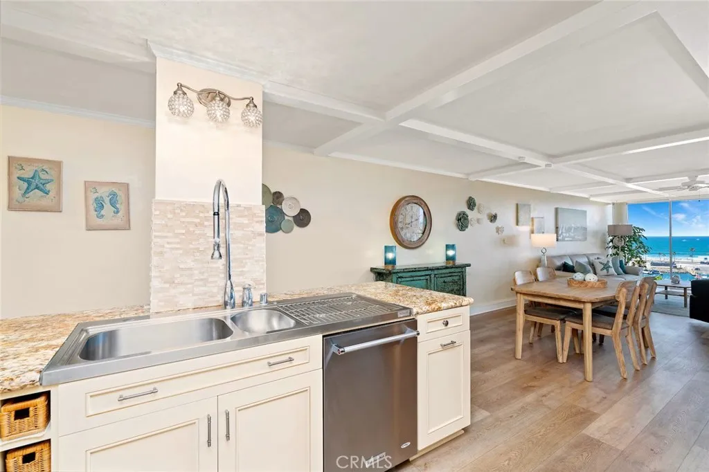 Photo #15: OC26086648 Listing: Photo #15