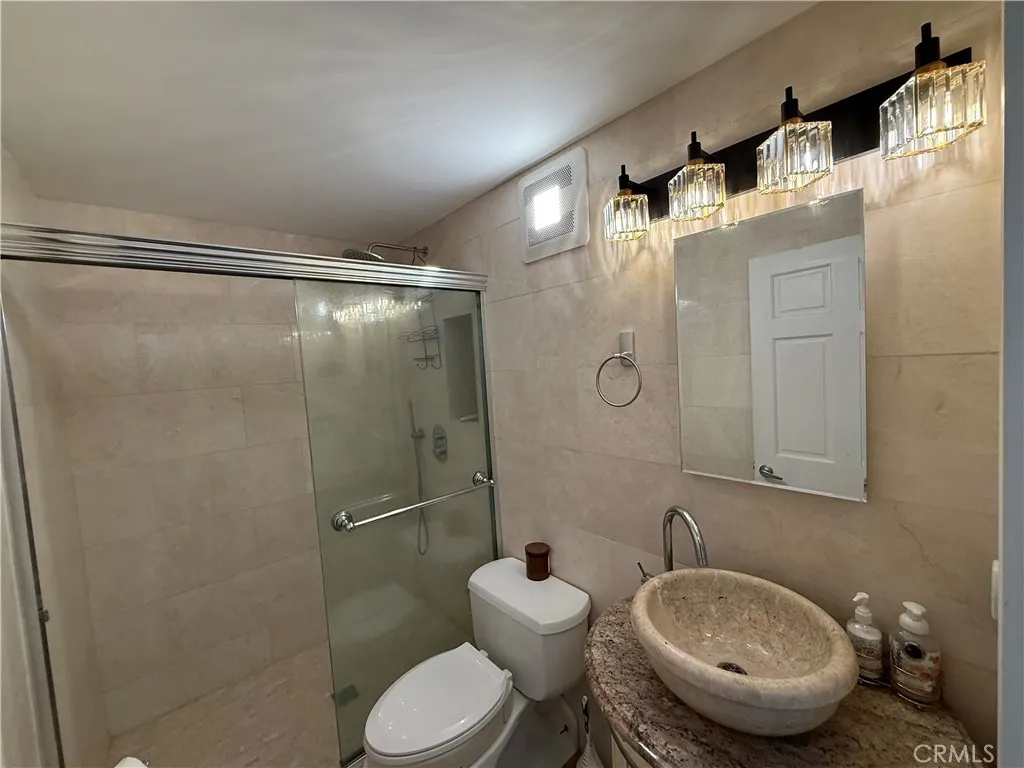 Photo #37: OC26086648 Listing: Photo #37