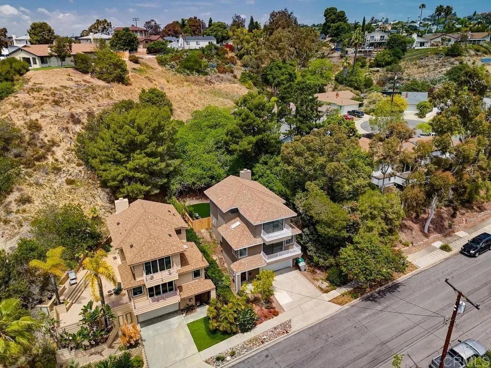 https://cdn.realtyfeed.com/cdn/127/306708767/0ac7d3c0a3116cf526f6822c307f1c3c.webp