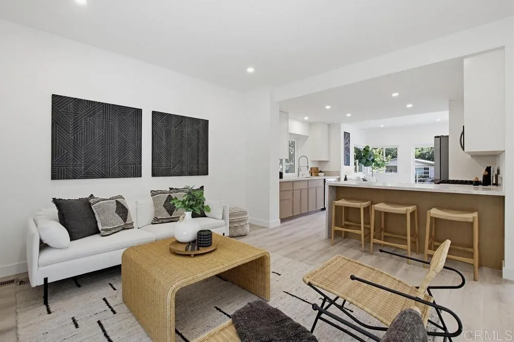 https://cdn.realtyfeed.com/cdn/127/306708767/1f8f9fac66f059aab715c814b7892e14.webp