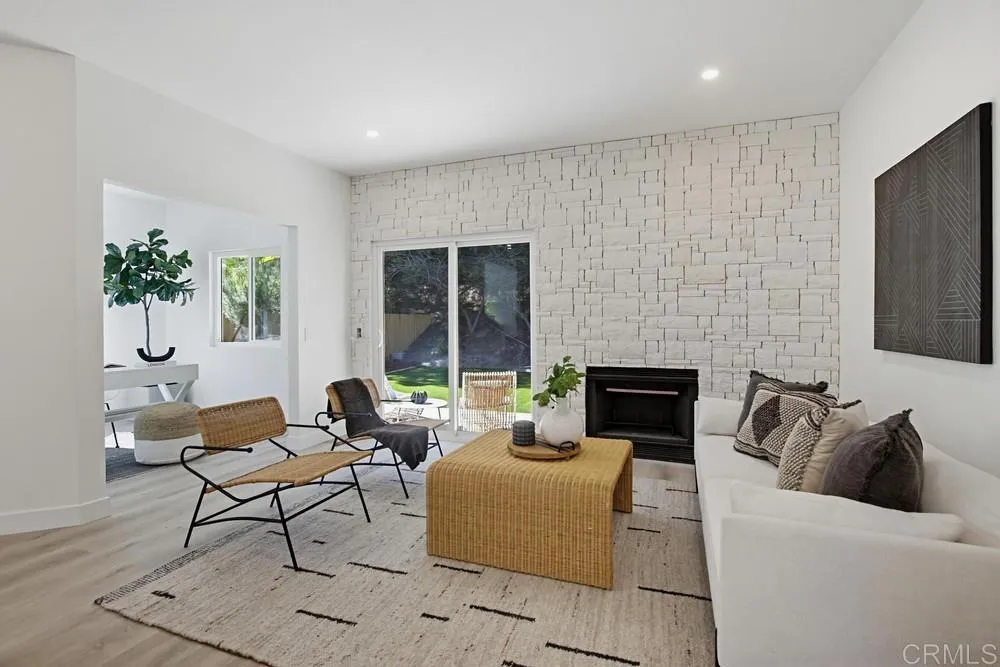 https://cdn.realtyfeed.com/cdn/127/306708767/45d5dd7bd8c5e79fef6eb569c1ad45e2.webp