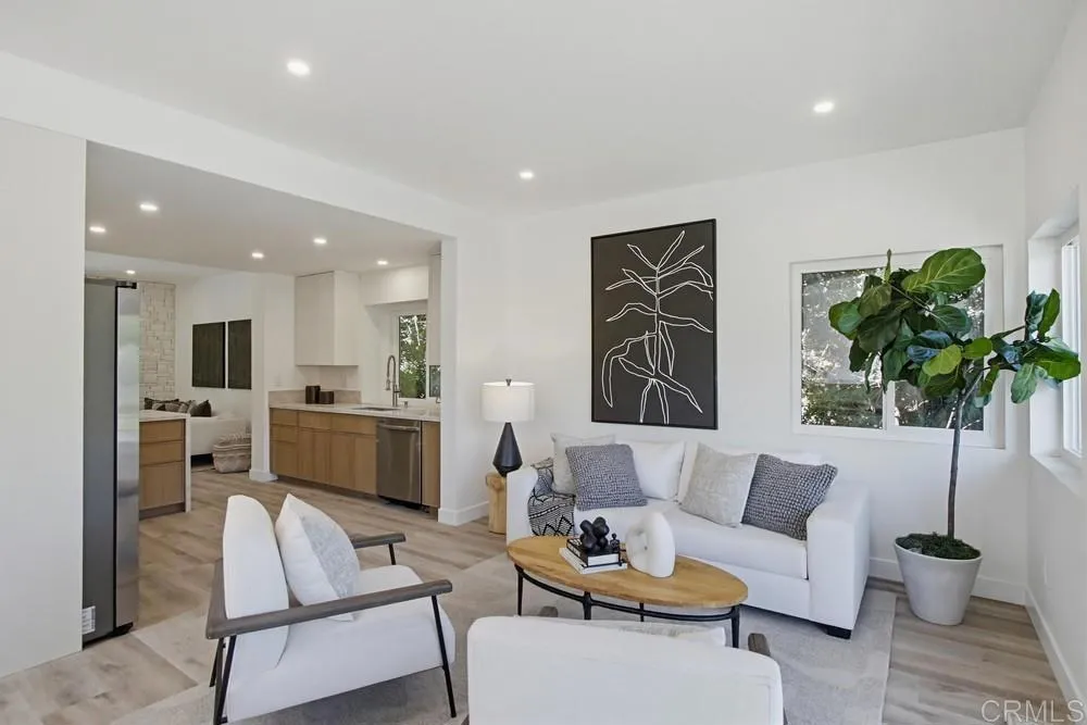 https://cdn.realtyfeed.com/cdn/127/306708767/5985e1b56f1234ec951938b06c547645.webp