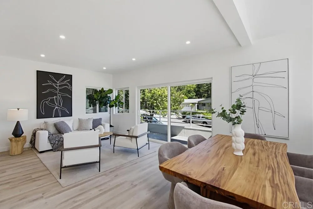 https://cdn.realtyfeed.com/cdn/127/306708767/bcdb4bd66f1b318dc1b10337623fd0b2.webp