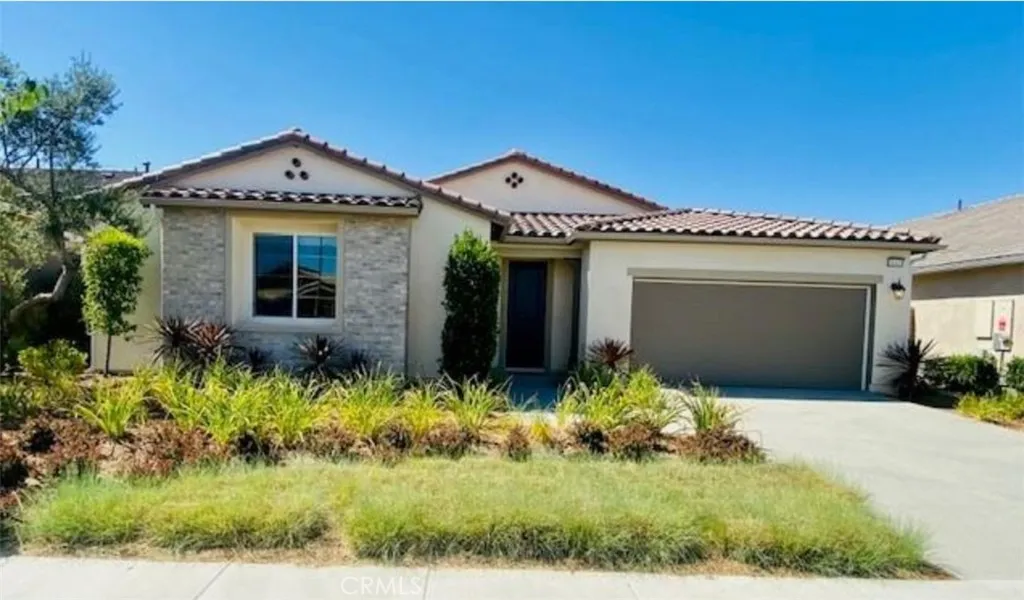 Menifee, CA 92584