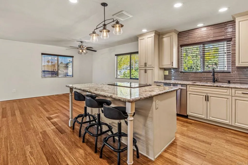 https://cdn.realtyfeed.com/cdn/127/306708792/dea983c6fcbe07eabf59dd8bef4bcfcf.webp