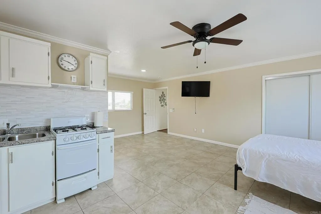 https://cdn.realtyfeed.com/cdn/127/306708799/34f5d48cc333ccde29be9fef3435731e.webp