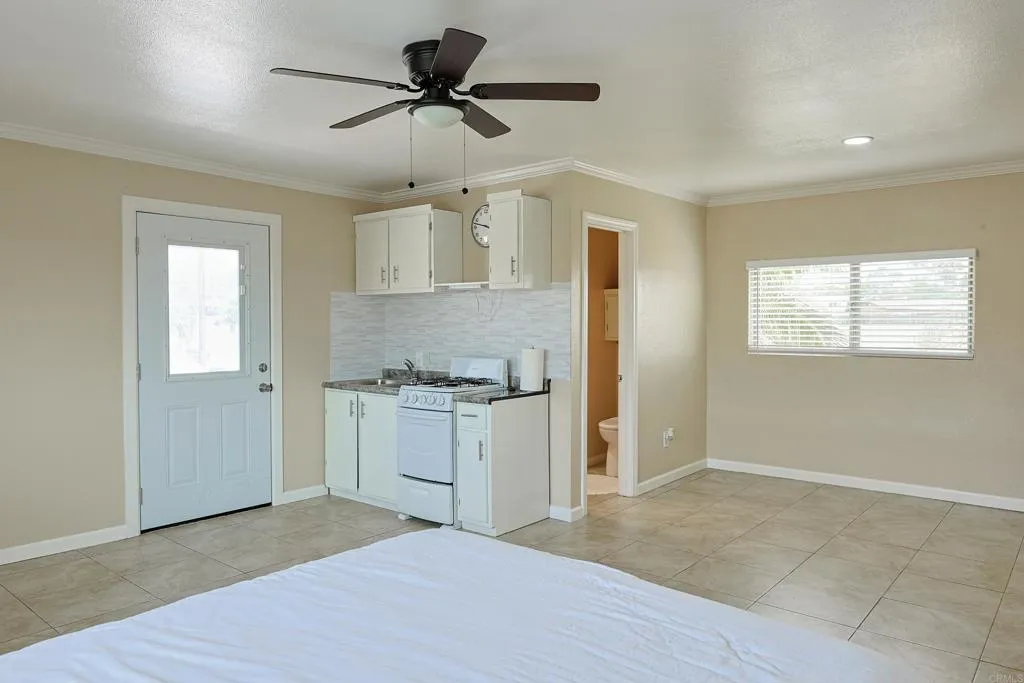 https://cdn.realtyfeed.com/cdn/127/306708799/8c6e8c7979eba9b368cc69c03f2293a9.webp
