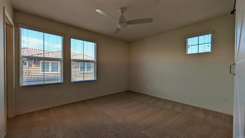 https://cdn.realtyfeed.com/cdn/127/306708804/4fc39848dd4e1784b56726adbcfc2183.webp