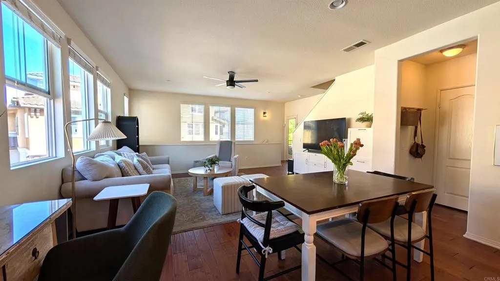 https://cdn.realtyfeed.com/cdn/127/306708804/c2d9fdafadea04bde423dec656a6d6f8.webp