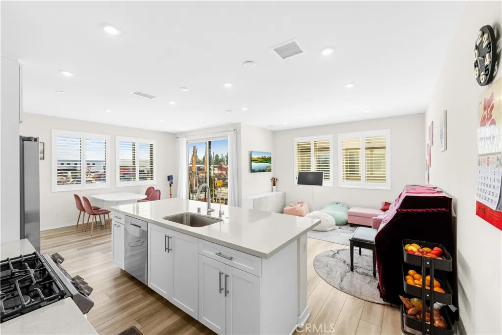 Placentia, CA 92870
