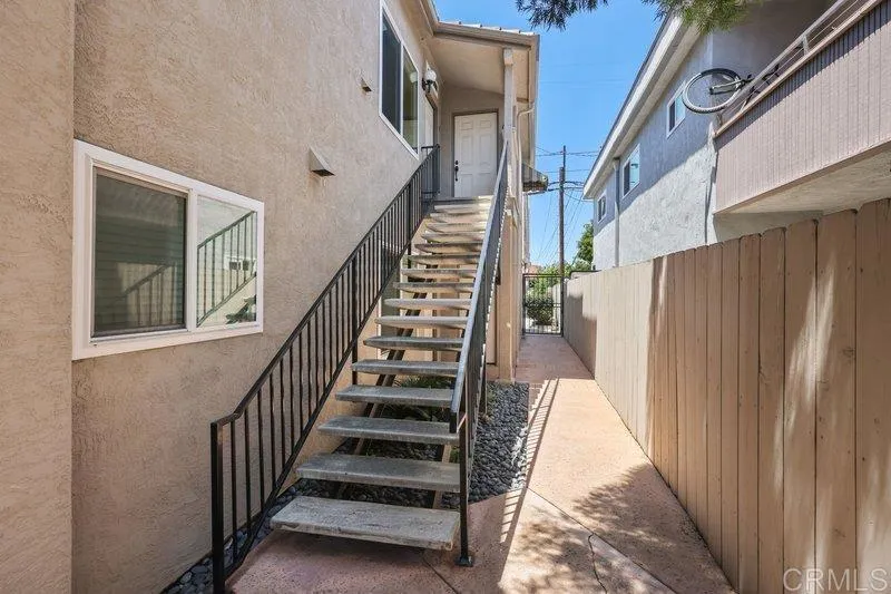 https://cdn.realtyfeed.com/cdn/127/306708831/8fe4061edf4947962c90780549ce6bd6.webp