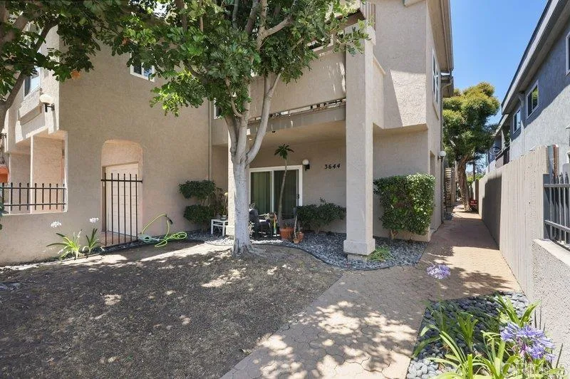 https://cdn.realtyfeed.com/cdn/127/306708831/ce3e72032bfd2ce9bec9c76ea66bf539.webp
