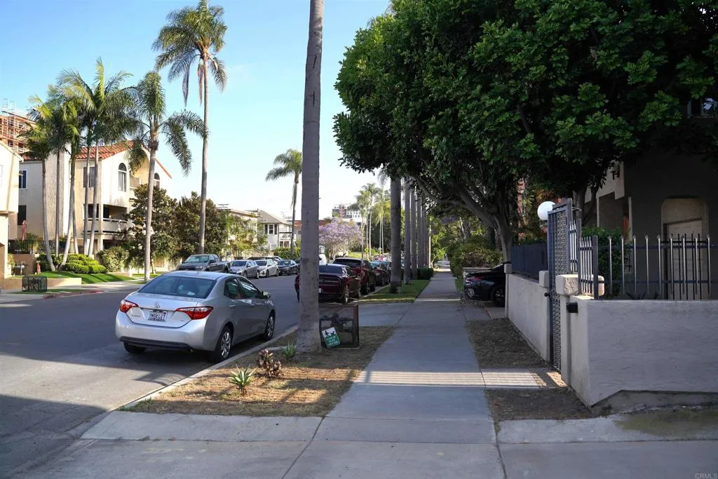 https://cdn.realtyfeed.com/cdn/127/306708831/f683852707b84686c279b0b9eee8ae15.webp