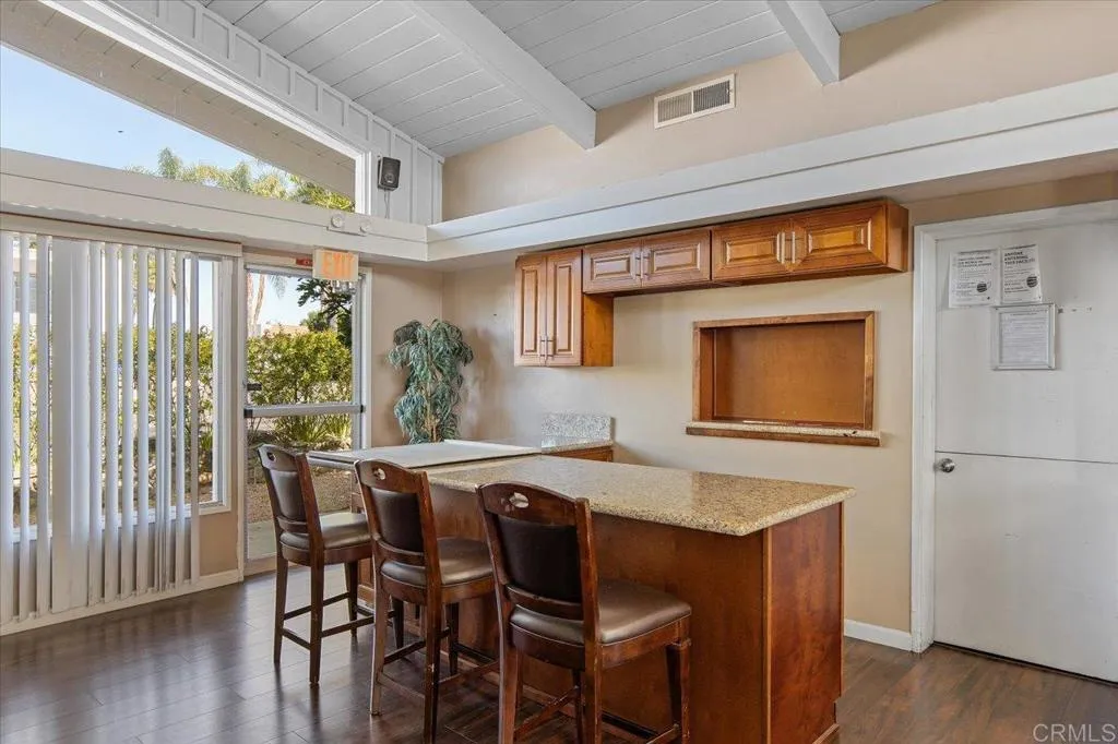 https://cdn.realtyfeed.com/cdn/127/306708846/23db5ad57e16fe46eecbac58edede104.webp
