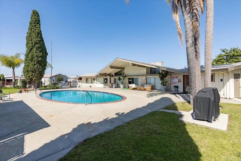 https://cdn.realtyfeed.com/cdn/127/306708846/bbd52edf2102256490892946b4ae6c4c.webp