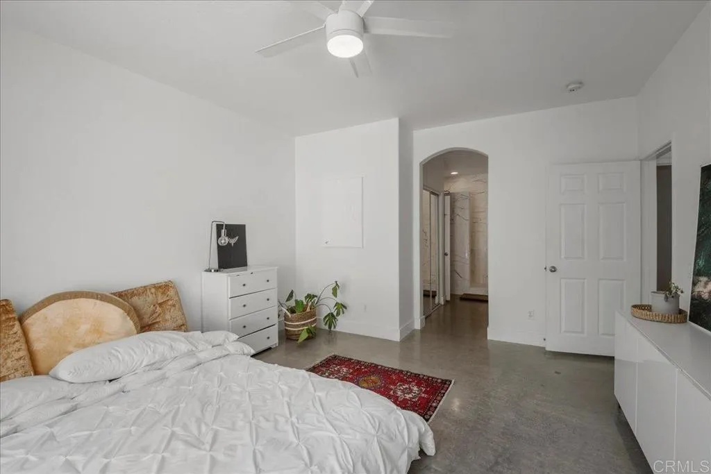 https://cdn.realtyfeed.com/cdn/127/306708873/05abb822c7c1d9a7d6dc84f86cda5ea4.webp