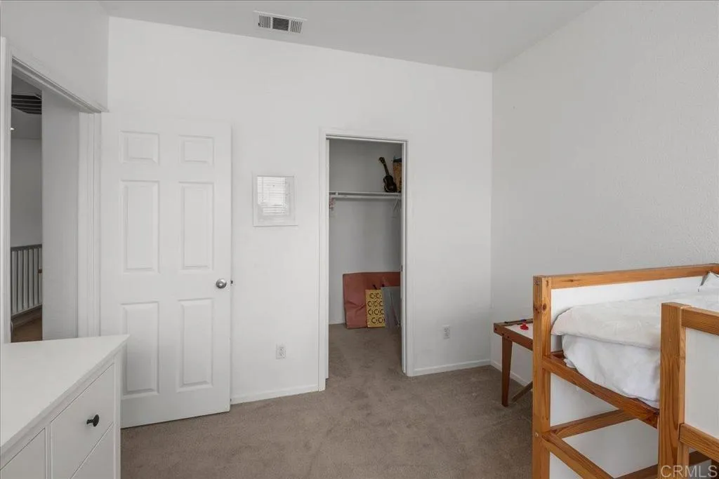 https://cdn.realtyfeed.com/cdn/127/306708873/b6fdd5516d2dfd02dc142c7b85cbd492.webp