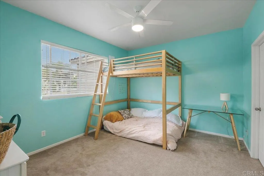https://cdn.realtyfeed.com/cdn/127/306708873/f98ab354d062508b15c0c679fe32af13.webp