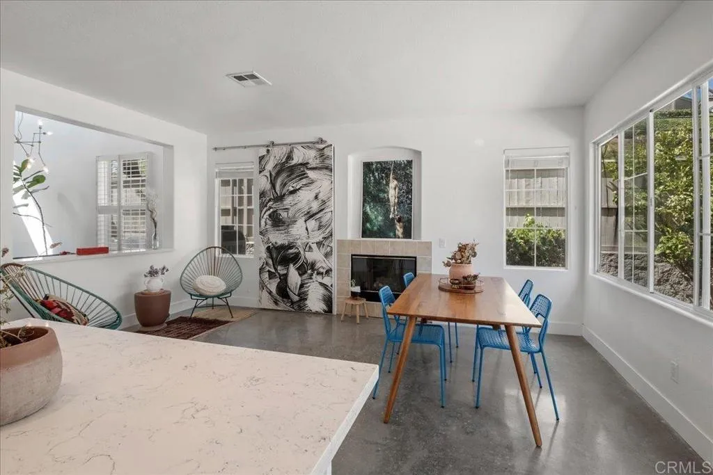 https://cdn.realtyfeed.com/cdn/127/306708873/fb9849b5ed6114ed7504cbe5f88183f6.webp