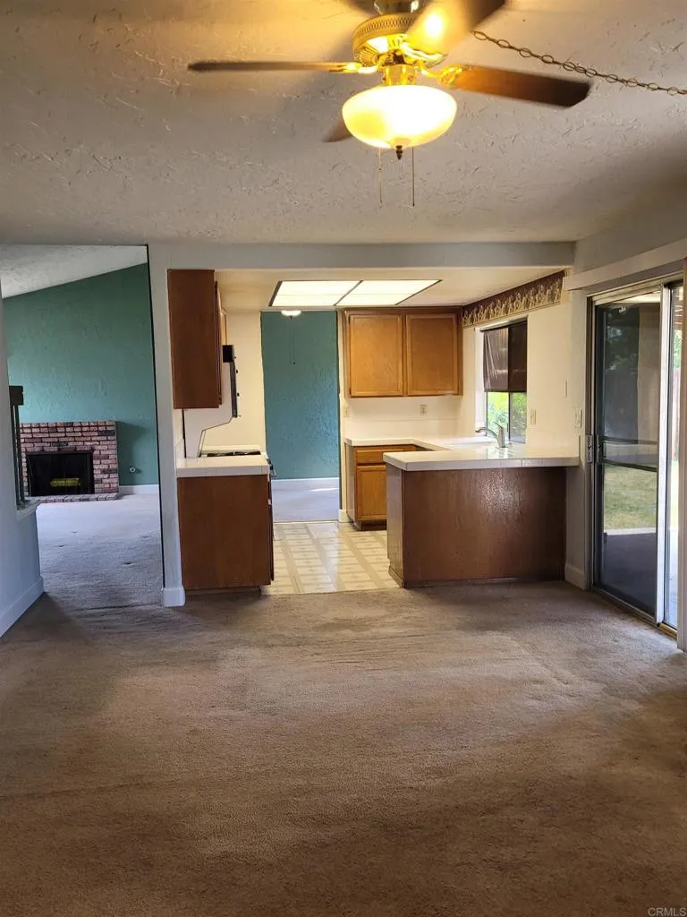 https://cdn.realtyfeed.com/cdn/127/306708897/d97fc6eec720fe9d220424ff853e11b4.webp
