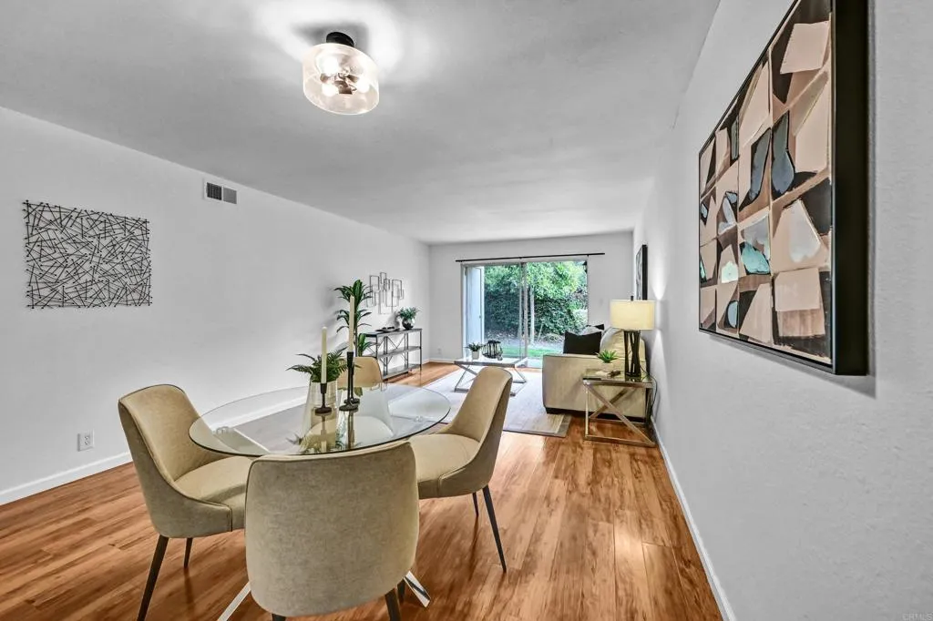 760 Encinitas Blvd. 101, Encinitas CA 92024