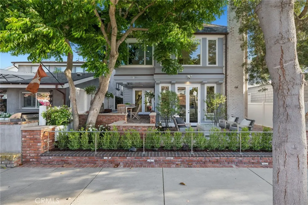 Newport Beach, CA 92661