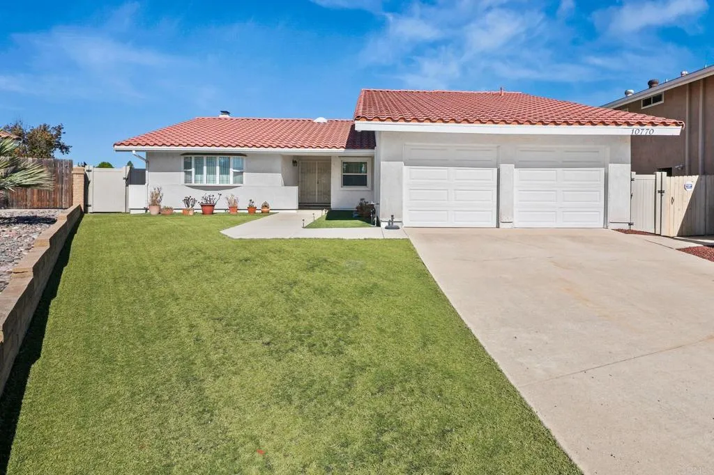 https://cdn.realtyfeed.com/cdn/127/306708948/c6fafbe0820a713d26e09ea2b83926b2.webp
