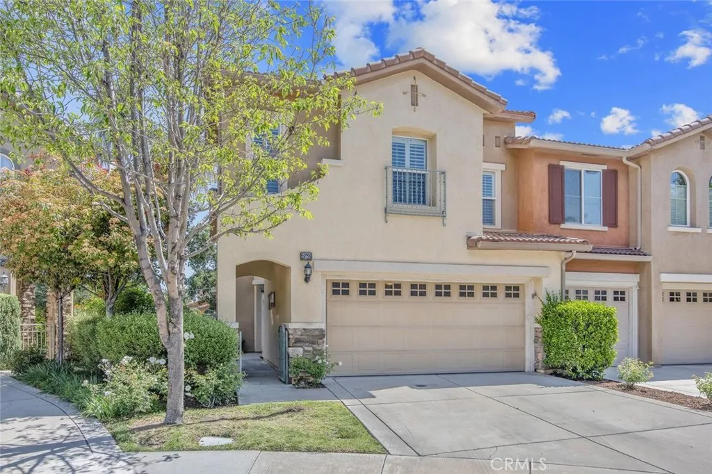 Valencia, CA 91381