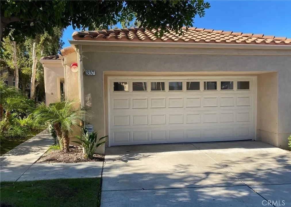 Anaheim Hills, CA 92807