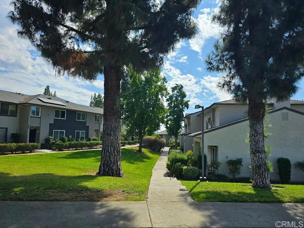 https://cdn.realtyfeed.com/cdn/127/306708990/06738519861a1df3c57423b636796504.webp