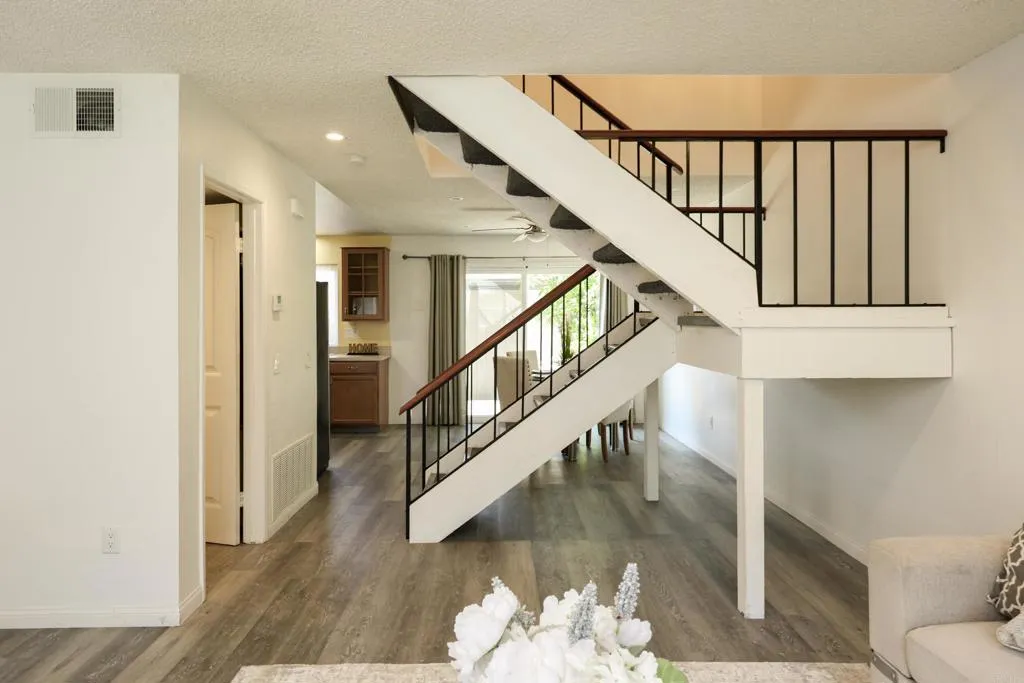 https://cdn.realtyfeed.com/cdn/127/306708990/8d95483315a7b11d2cef4718289d841e.webp