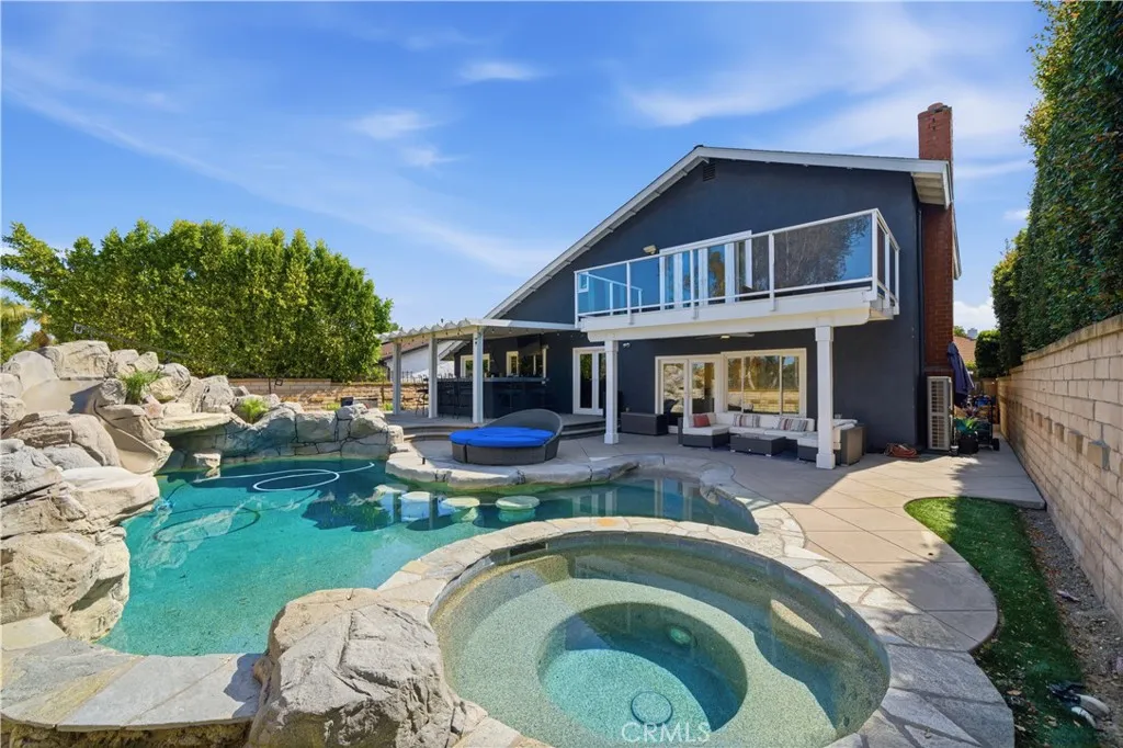Mission Viejo, CA 92692