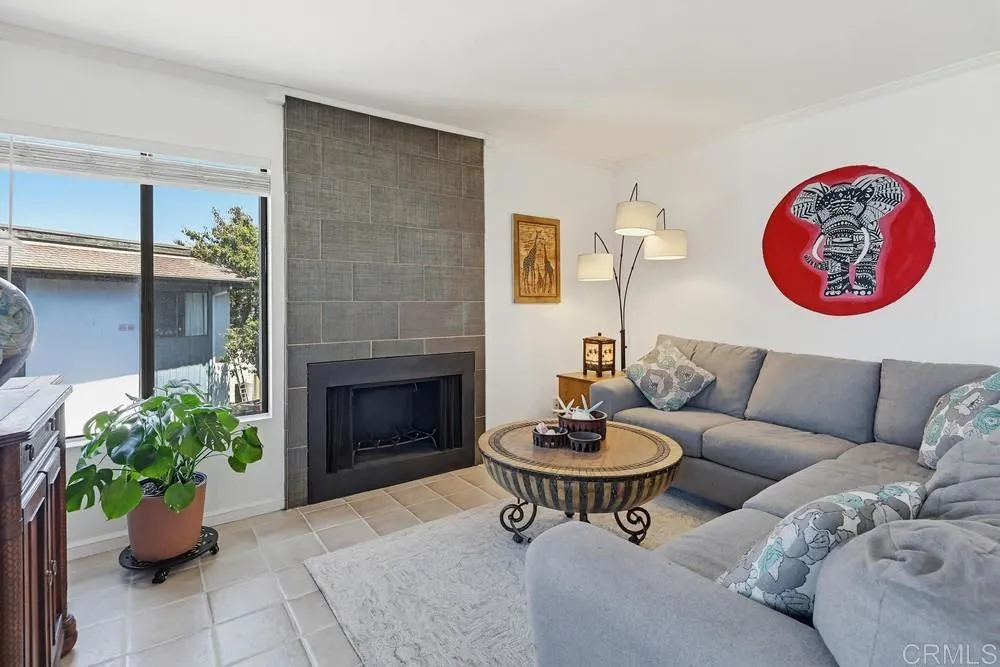 https://cdn.realtyfeed.com/cdn/127/306709007/422a7c7220302527d3450616d443edec.webp