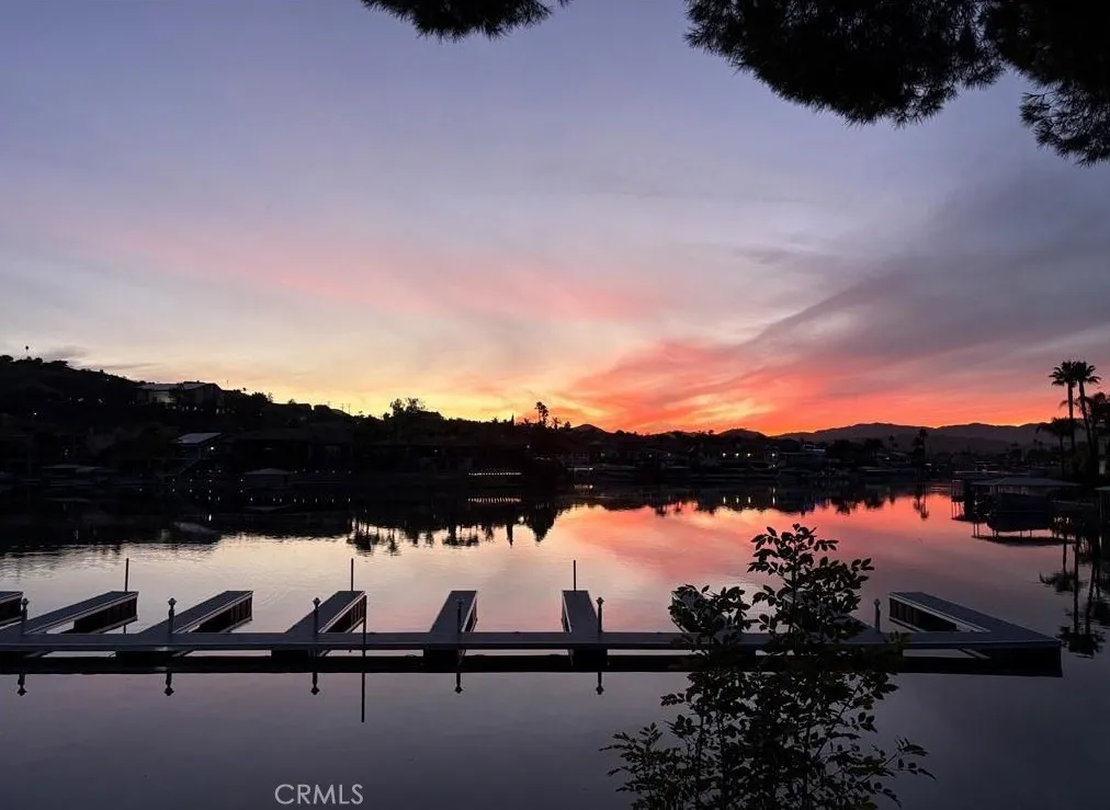 Menifee, CA 92587