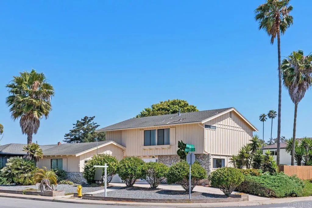https://cdn.realtyfeed.com/cdn/127/306709039/2b371ae6dd25ca4012ed3ae8aa9243ea.webp