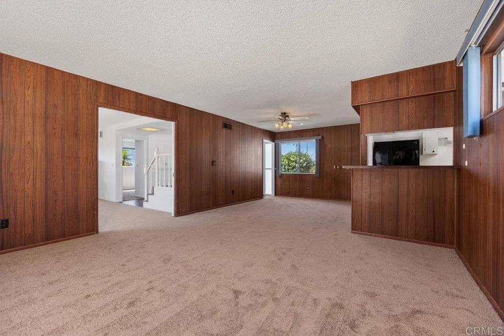 https://cdn.realtyfeed.com/cdn/127/306709039/7a7b7a8813bfb39a5ea11e3734d26979.webp