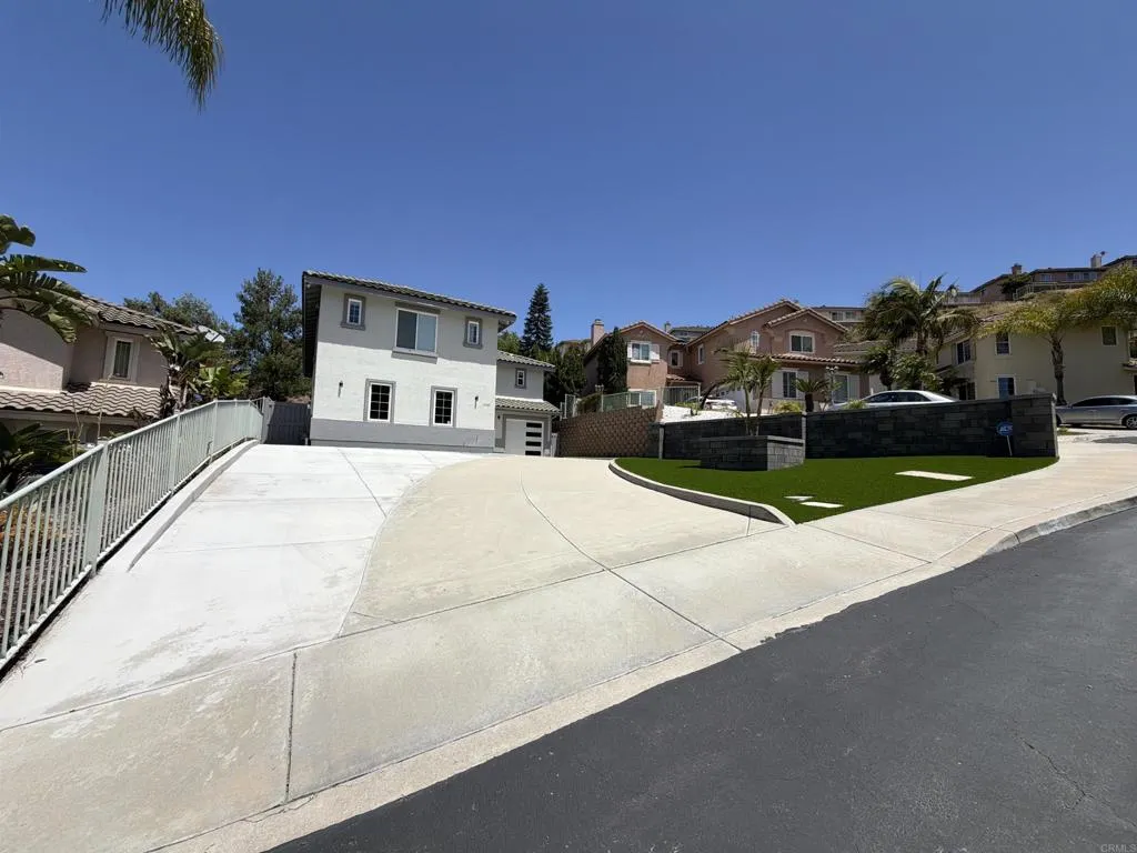 https://cdn.realtyfeed.com/cdn/127/306709085/757725f953f1165244b279497d1bef4a.webp