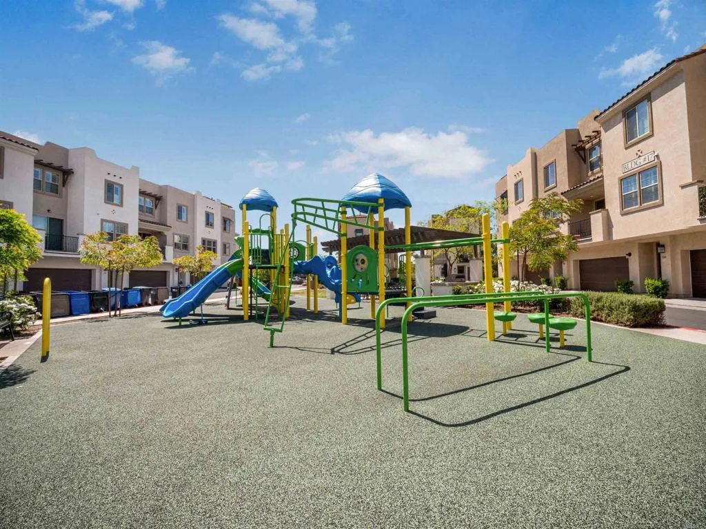 https://cdn.realtyfeed.com/cdn/127/306709092/626cf888ee1571859c746c935149fe4d.webp
