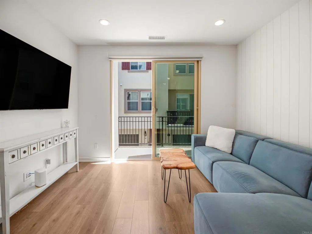 https://cdn.realtyfeed.com/cdn/127/306709092/a89febae68ded1a352af2768b8651770.webp