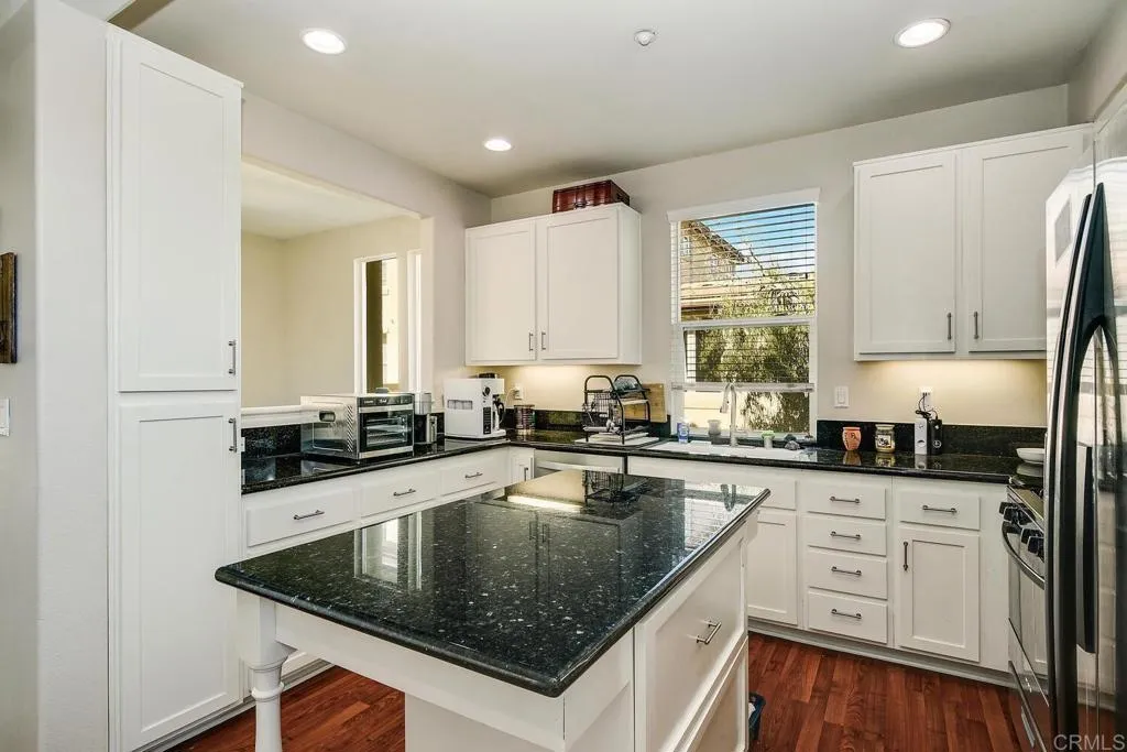 https://cdn.realtyfeed.com/cdn/127/306709130/6d08e0daaf8b101aaa67ae809d9fb4d0.webp
