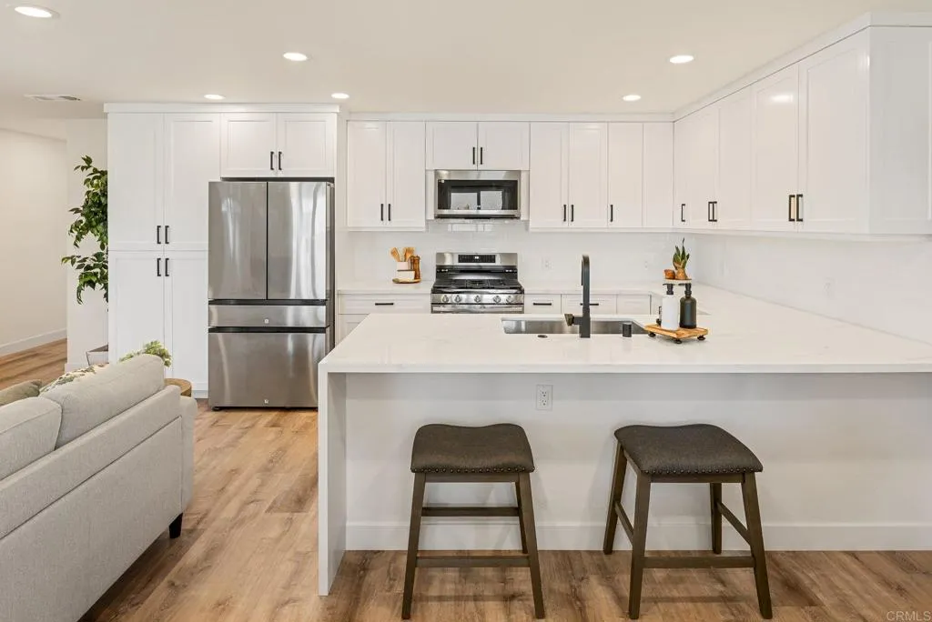 https://cdn.realtyfeed.com/cdn/127/306709131/336f7a883dd6c55c44d436dfc03ca733.webp