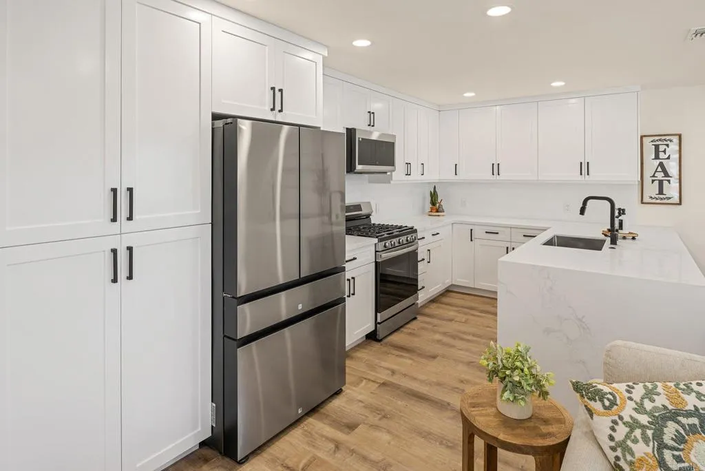https://cdn.realtyfeed.com/cdn/127/306709131/8606dbac2e82b555f3566027af48f7a3.webp
