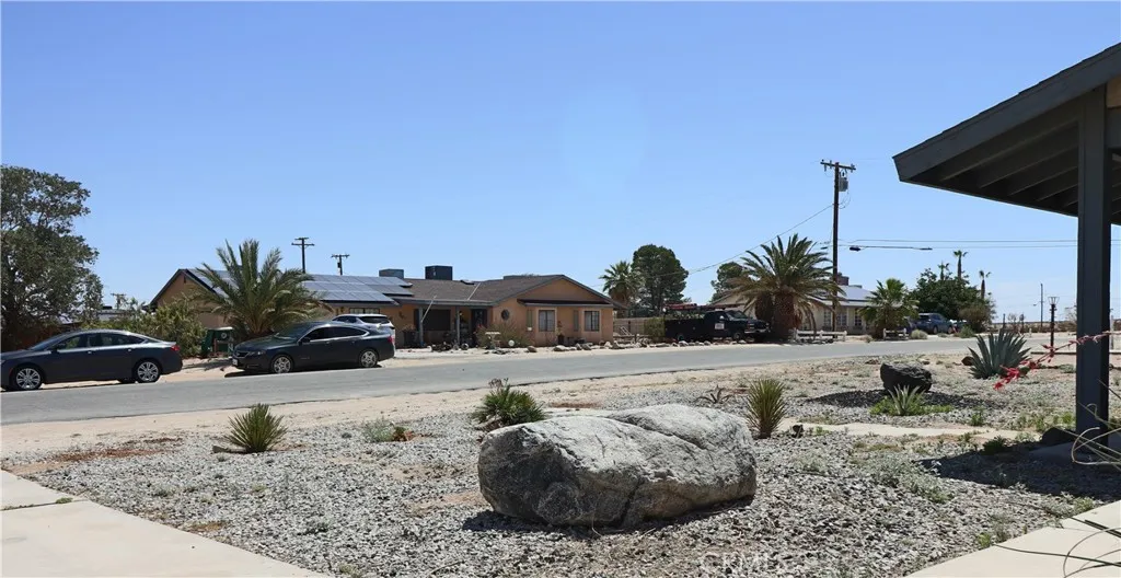 4752 Flying H, 29 Palms, CA 92277 - Photo 2 of 50, 29 Palms, CA